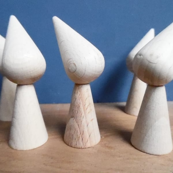 5 x POINTED HEAD GNOME PEG DOLLS 