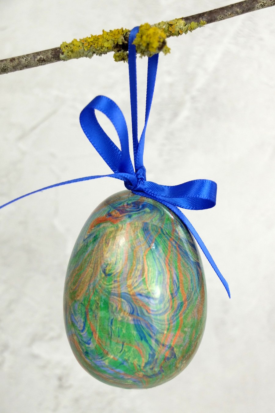 Egg hanging decoration double marbled ceramic green copper blue 