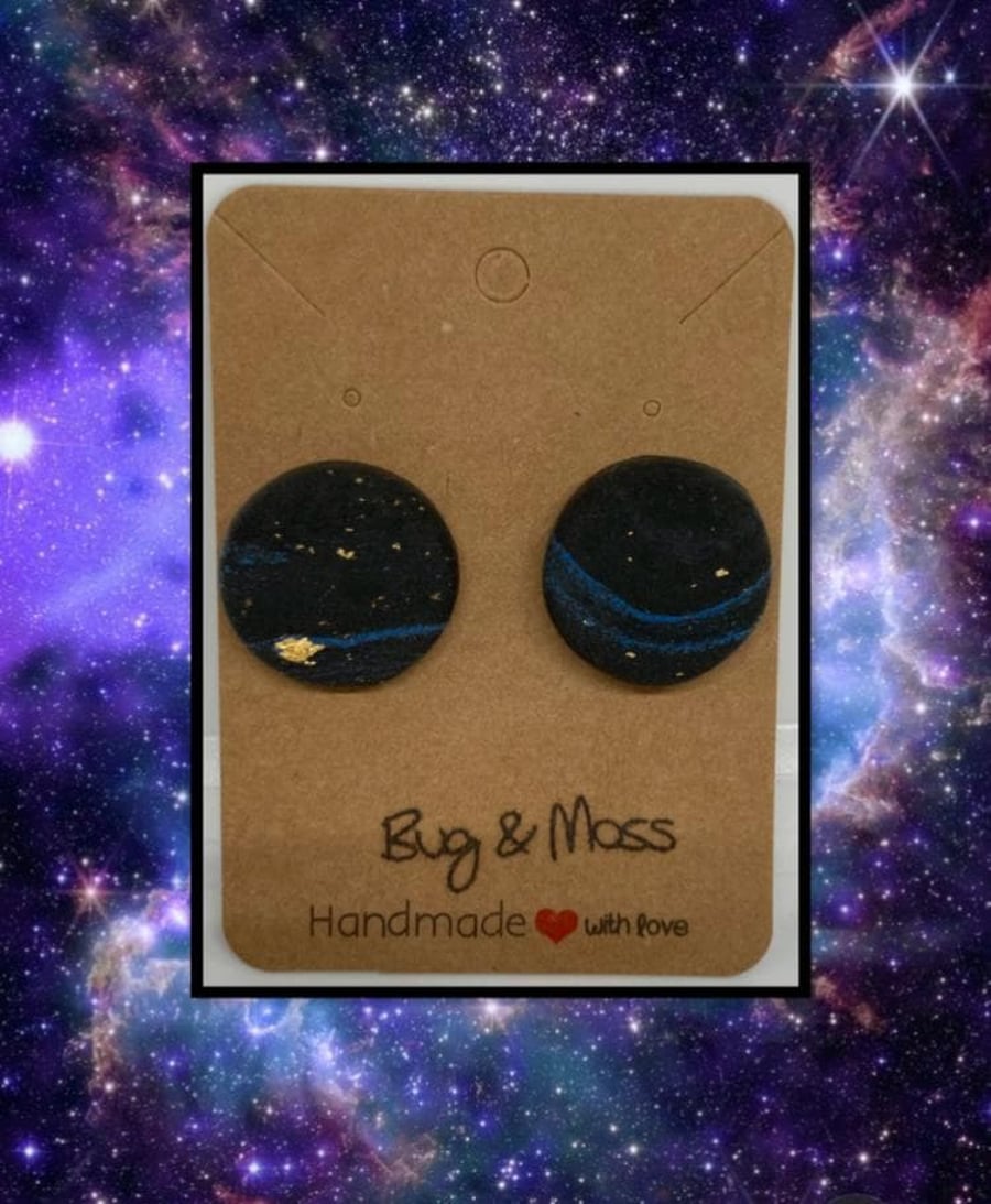Outlet Cosmos studs