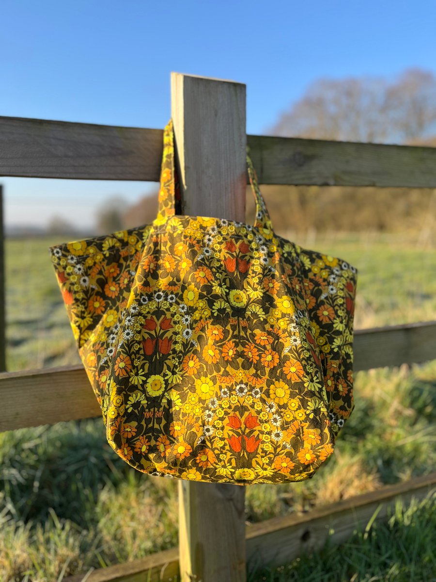 Vintage floral daisy chain cotton beach bag tote bag