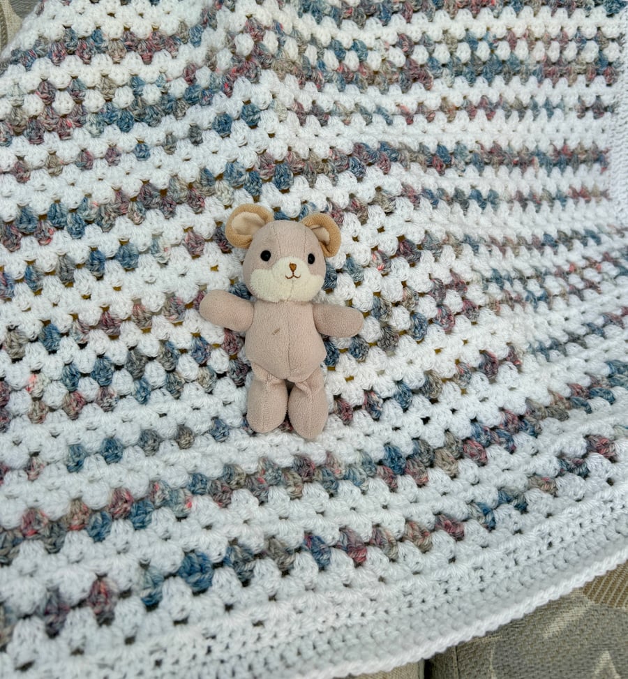 Baby crib blanket