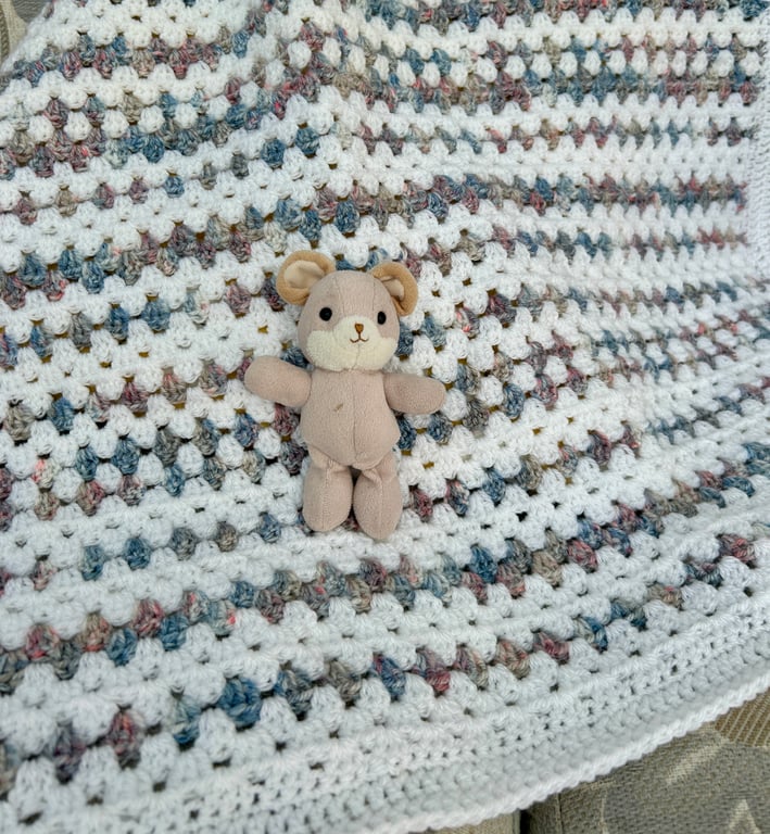 Baby crib blanket