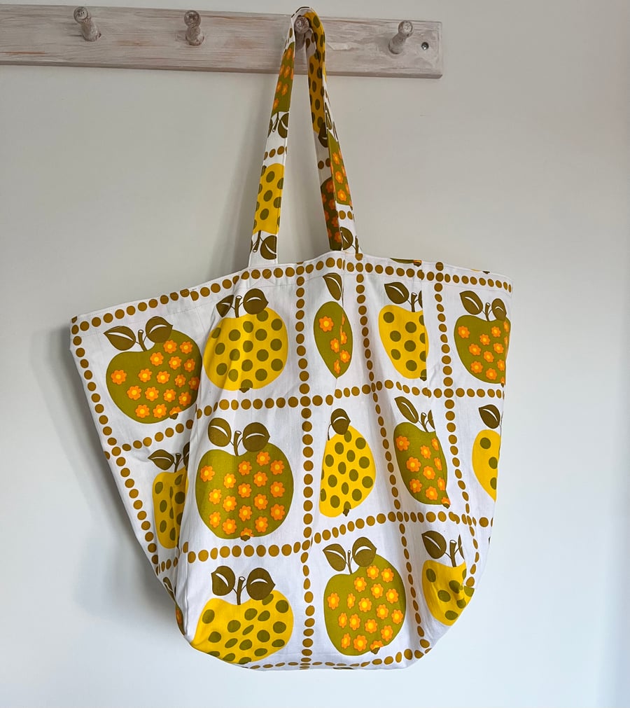 Vintage Apple Print cotton beach bag tote bag retro design