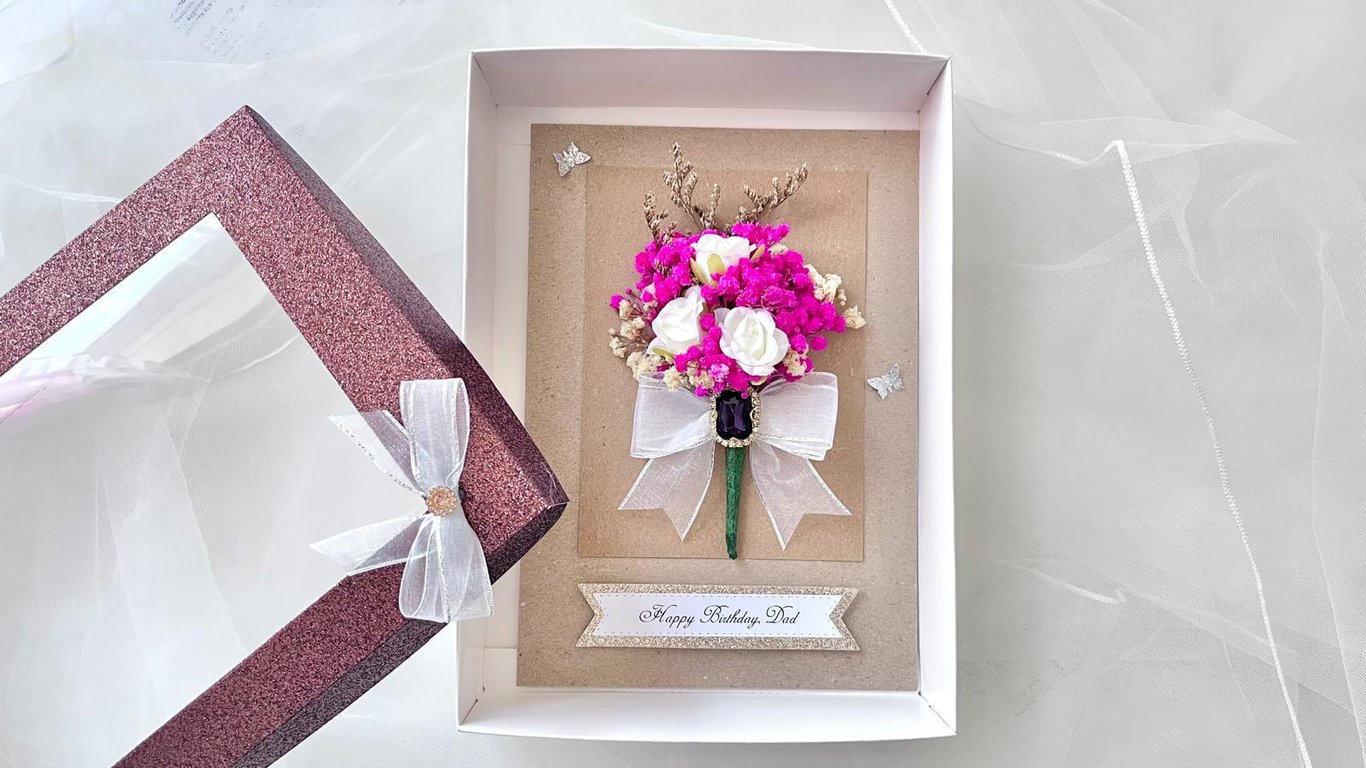 Handmade Luxury Personalised Dried Flower Birthday Card with Box for Mum, Wife