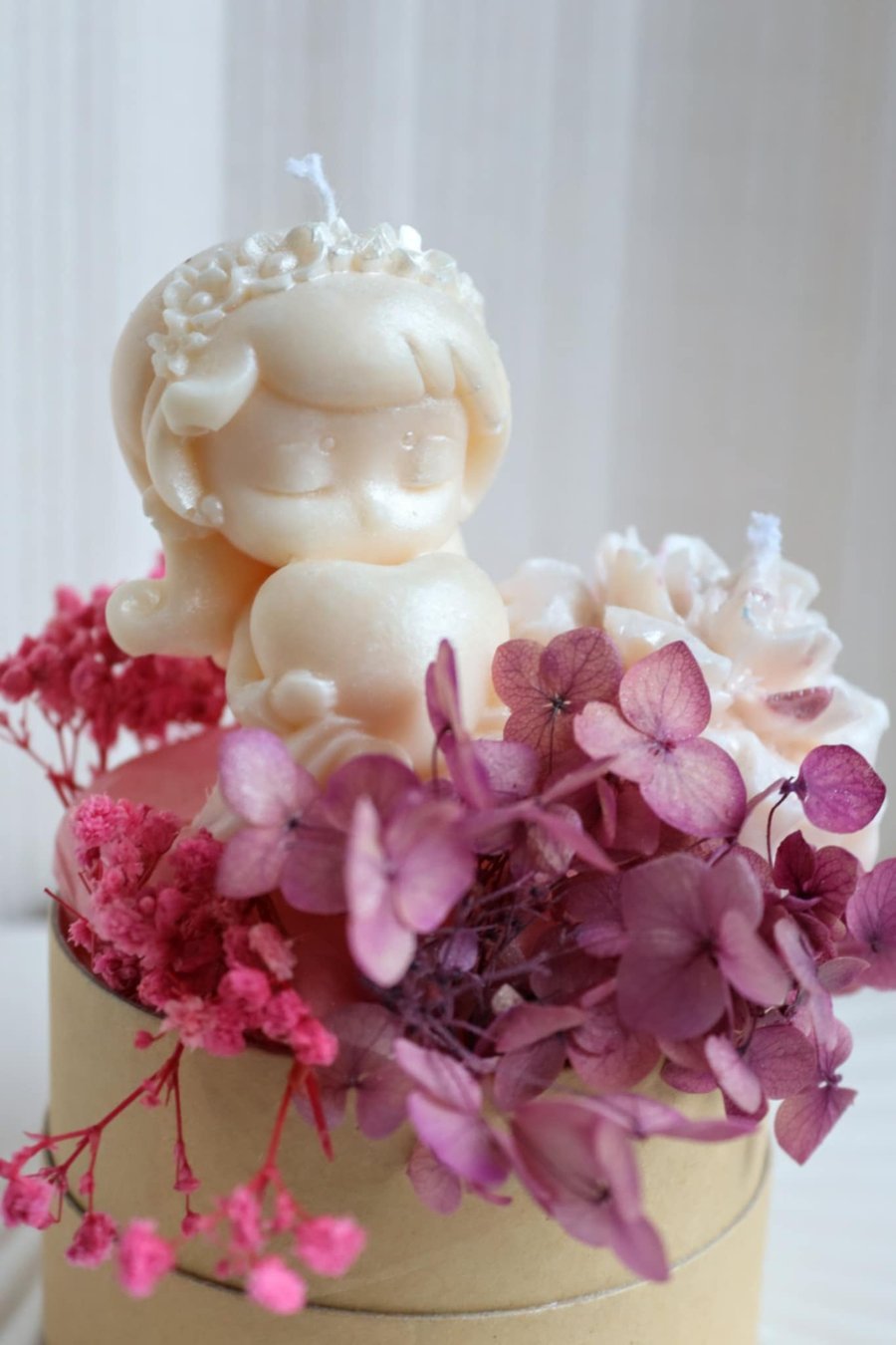 Mini flower box with little girl