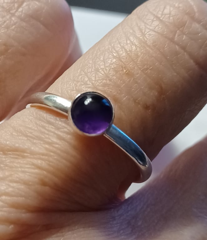 Amethyst silver ring