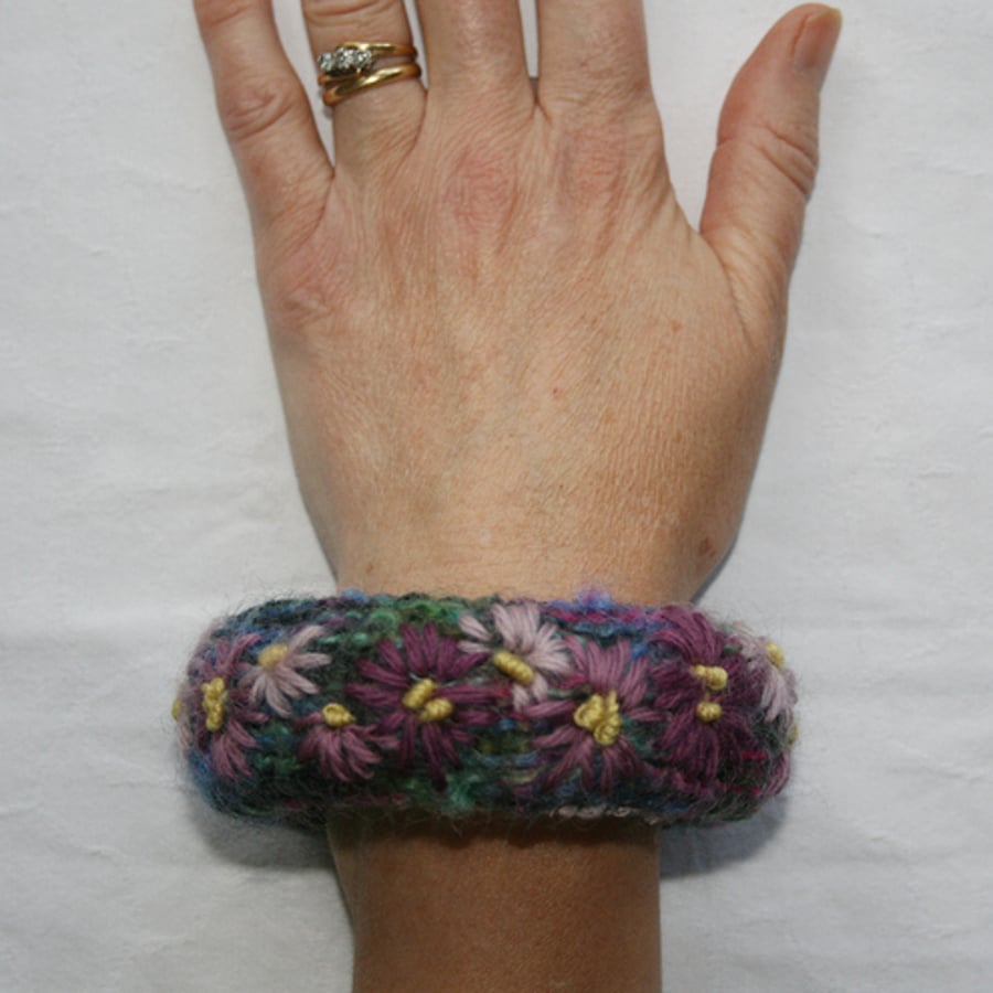 Purple Daisies - Bangle