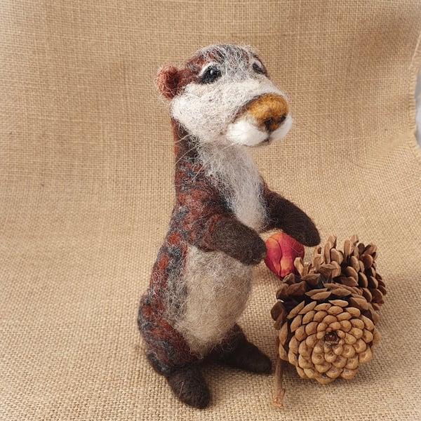 Model of an Otter, Needle Felted Animal, Cute Otter Figurine, 