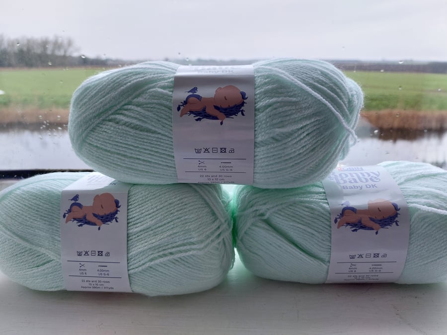 Mint Green x3 Robin Bonny Babe DK Knitting Wool Yarn 100g Balls