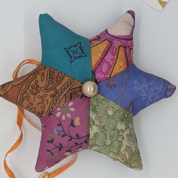 Sari silk christmas star