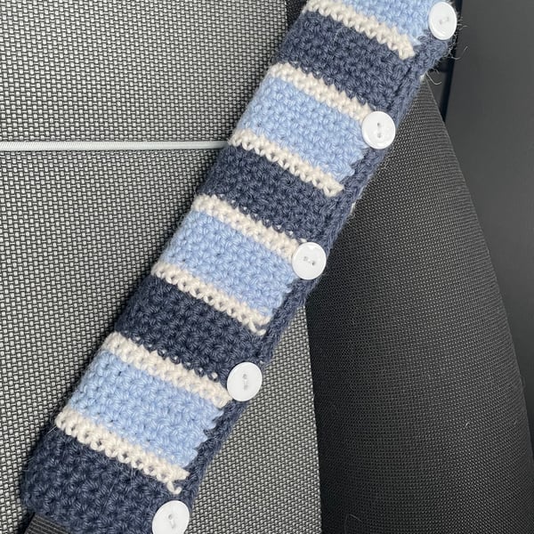 CAR SEATBELT  sleeve ( padded ) . Alpaca blend. Blues , stripes.