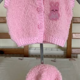Baby faux fur waistcoat & matching hat