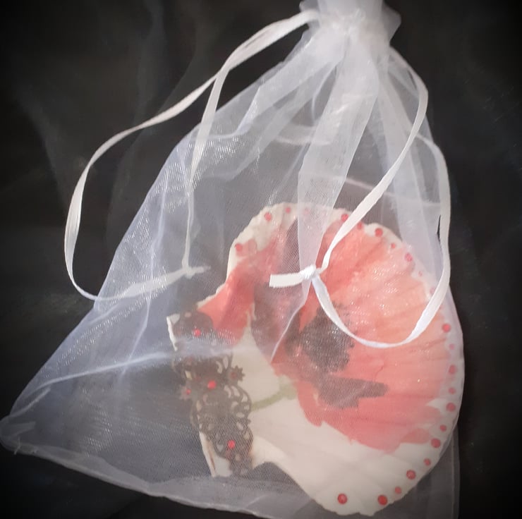 Decoupaged Poppy Flower Scallop Shell trinket d... - Folksy
