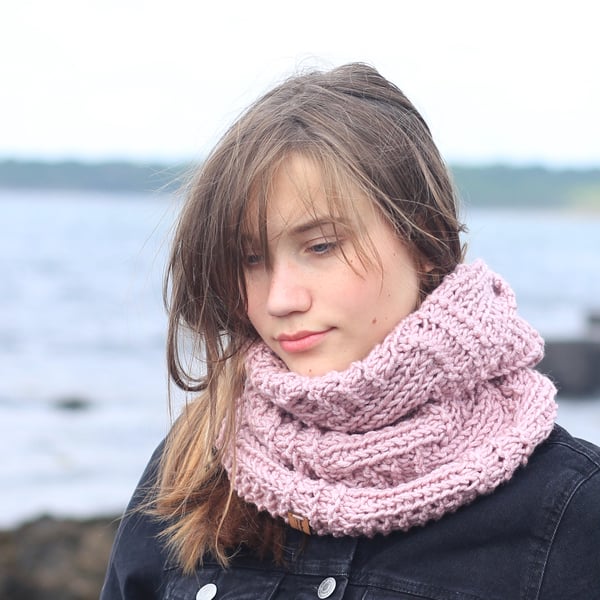 Scarf infinity, chunky cowl, snood, pastel dusky pink, women's gift guide