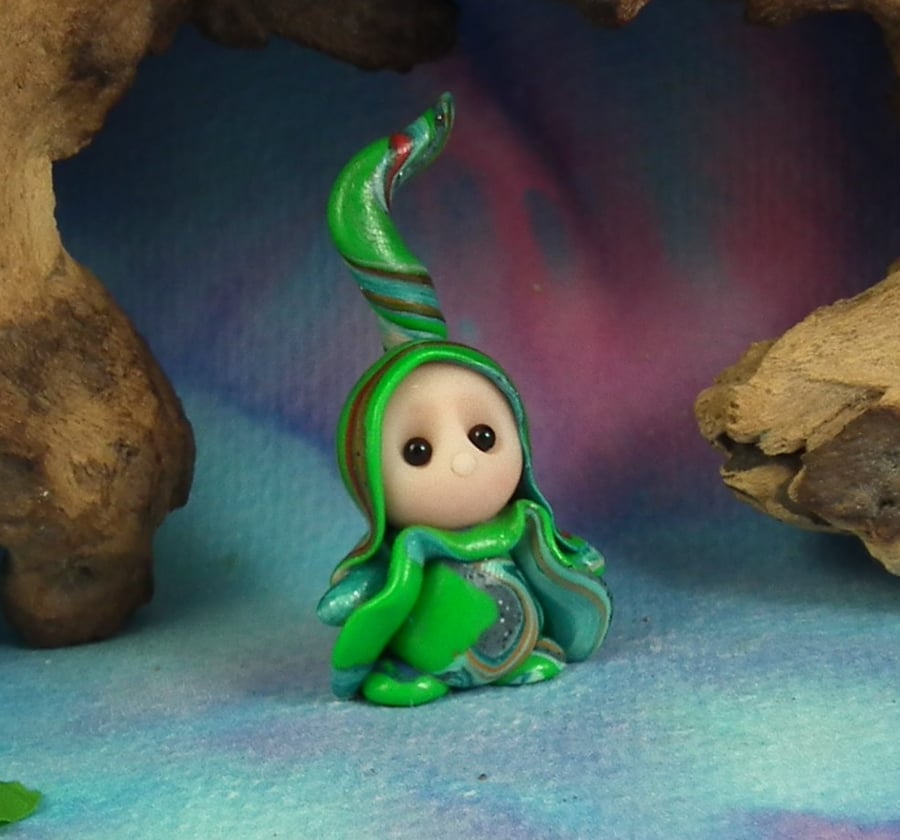 HighHat Gnome 'Rendle' Magic! OOAK Sculpt by artist Ann Galvin 