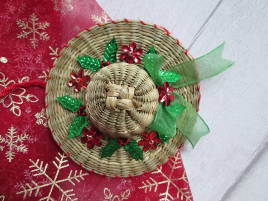 Christmas Hat Tree Decoration - Holly and Poinsettia