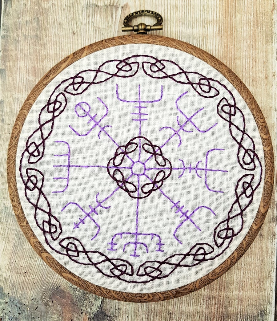 Vegvisir Viking Norse Compass Rune Hand Embroidery Hoop