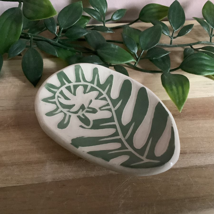 Handmade stoneware green fern leaf trinket ring jewellery dish small gifts