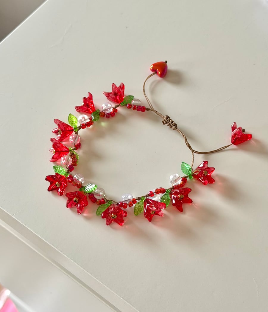 Beaded flower bracelet