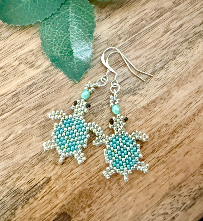 Handmade Beaded Turtle Earrings in Turquoise and Silver