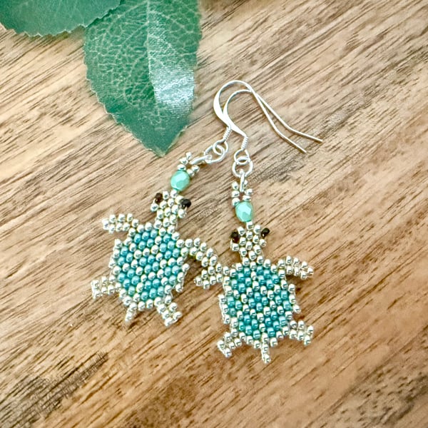 Handmade Beaded Turtle Earrings in Turquoise and Silver