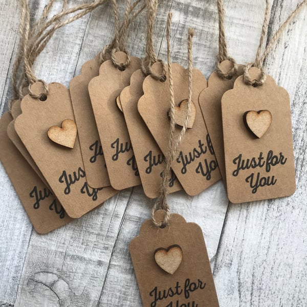 Handmade Wooden Heart Gift Tags, Kraft Card, Jute String, Set of 10