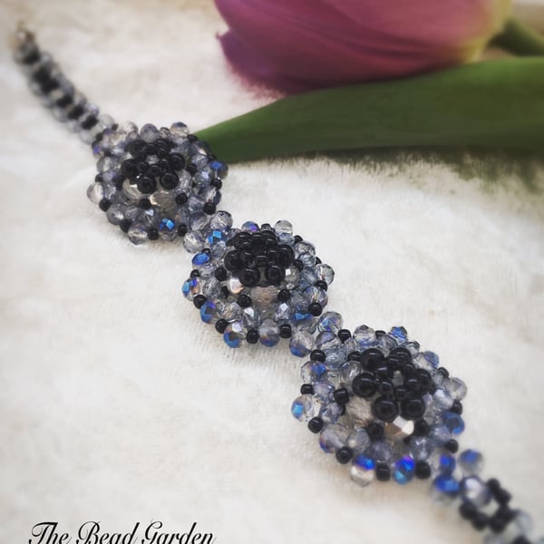 Sparkly glass bead bracelet 
