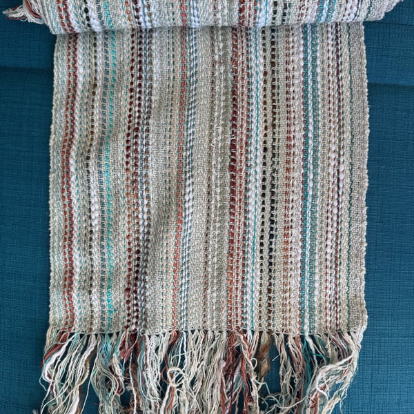 turquoise-brown syncopated stripes