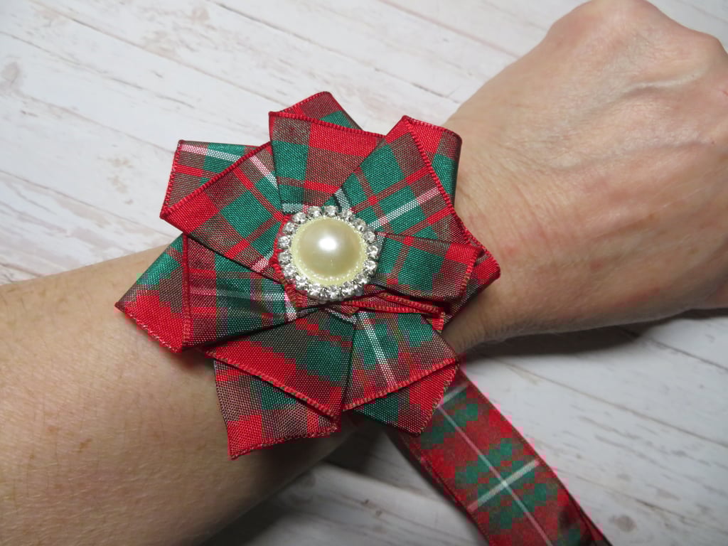 MacGregor Tartan Ruffle Rosette Pearl Wrist Corsage Wristlet Prom Ceilidh
