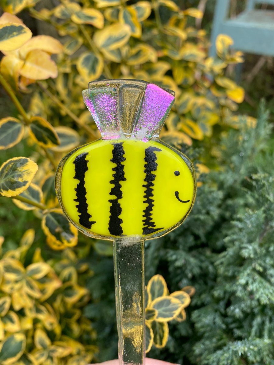 Fused Glass bee garden stake with glittery wings  plant pot decoration 