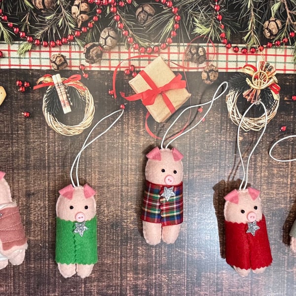 Felt pigs in blankets Christmas decorations