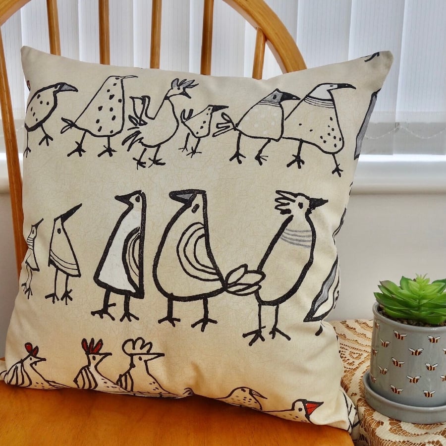 Cushion: Chicks design, Double Sided with pad and zip fastening 