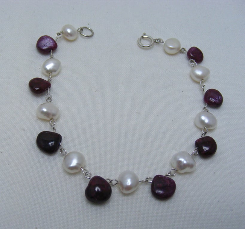 Freshwater Pearl and Ruby Gemstone Bracelet.