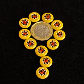 Vintage Buttons: Bright Yellow with Flower Centers 11x 13mm 