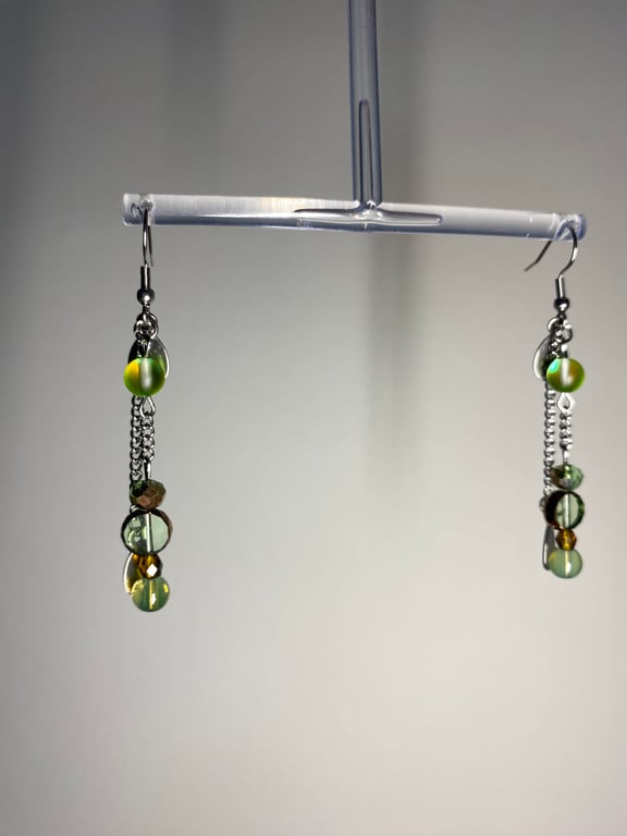 Rina - Green Earrings 