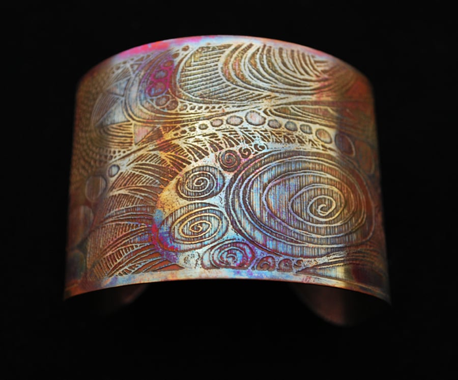 Coloured copper pattern cuff - large