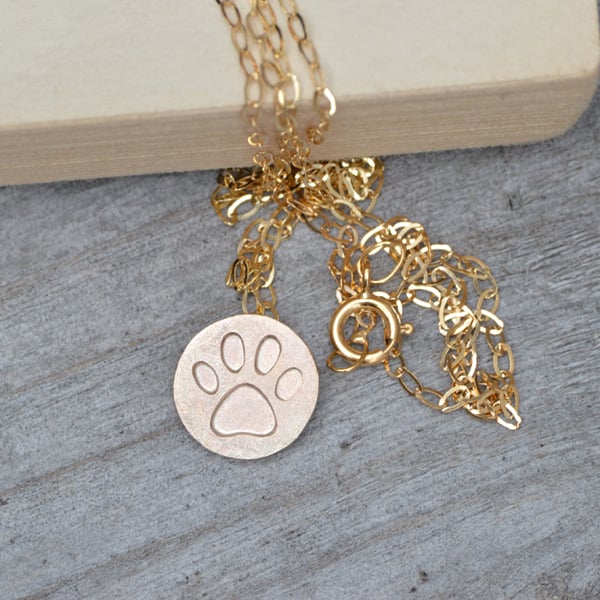 pawprint necklace in 9ct yellow gold