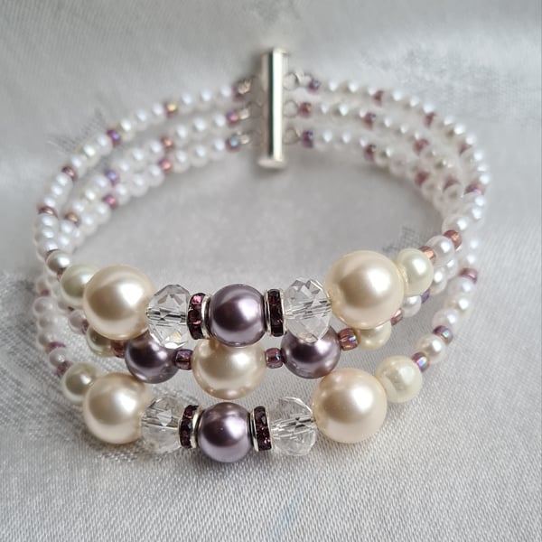 Triple Strand Glass Bead Bracelet 