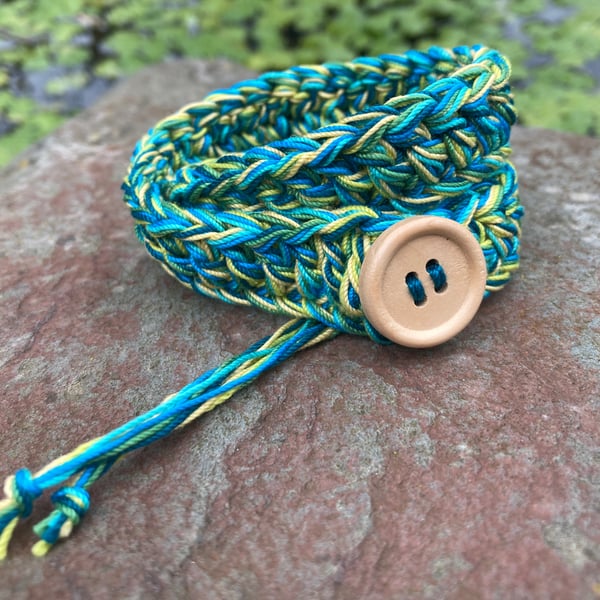 Cotton wrap bracelet with gift pocket heart and clip on heart charm 