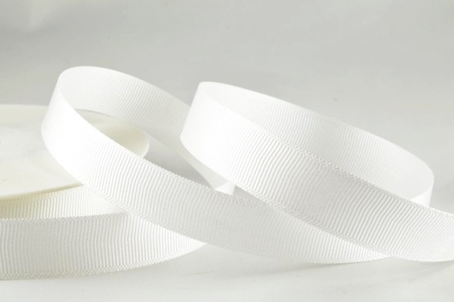 White grosgrain ribbon x 2 metres 
