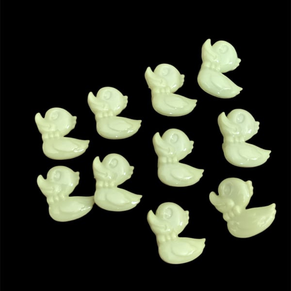 Yellow baby duck buttons for knitting and crochet 17mm