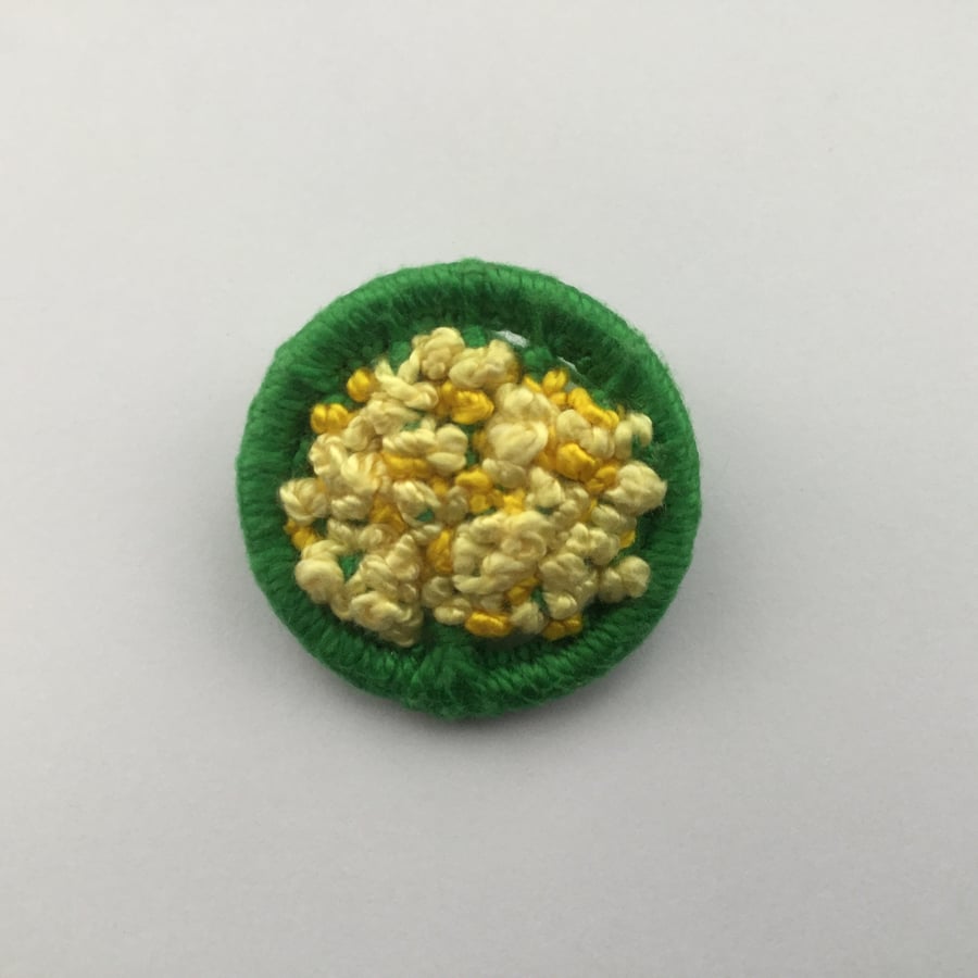 Dorset Button Posy Brooch in Green and Yellow