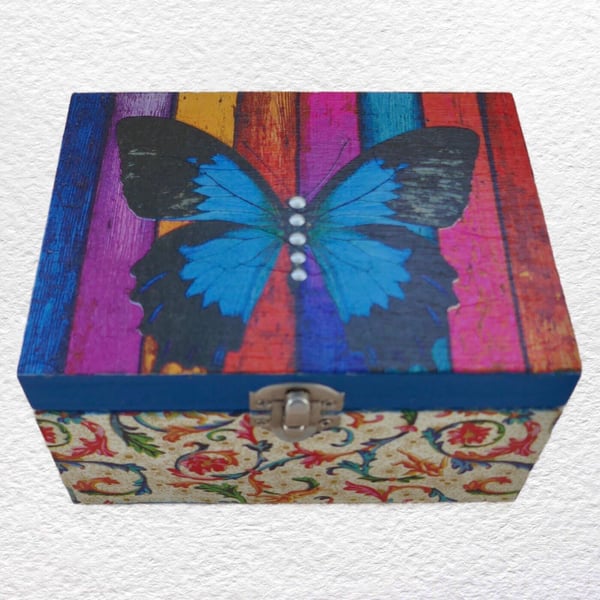 Butterfly: Decoupaged Wooden Trinket Keepsake Box 16cm (6.25”)
