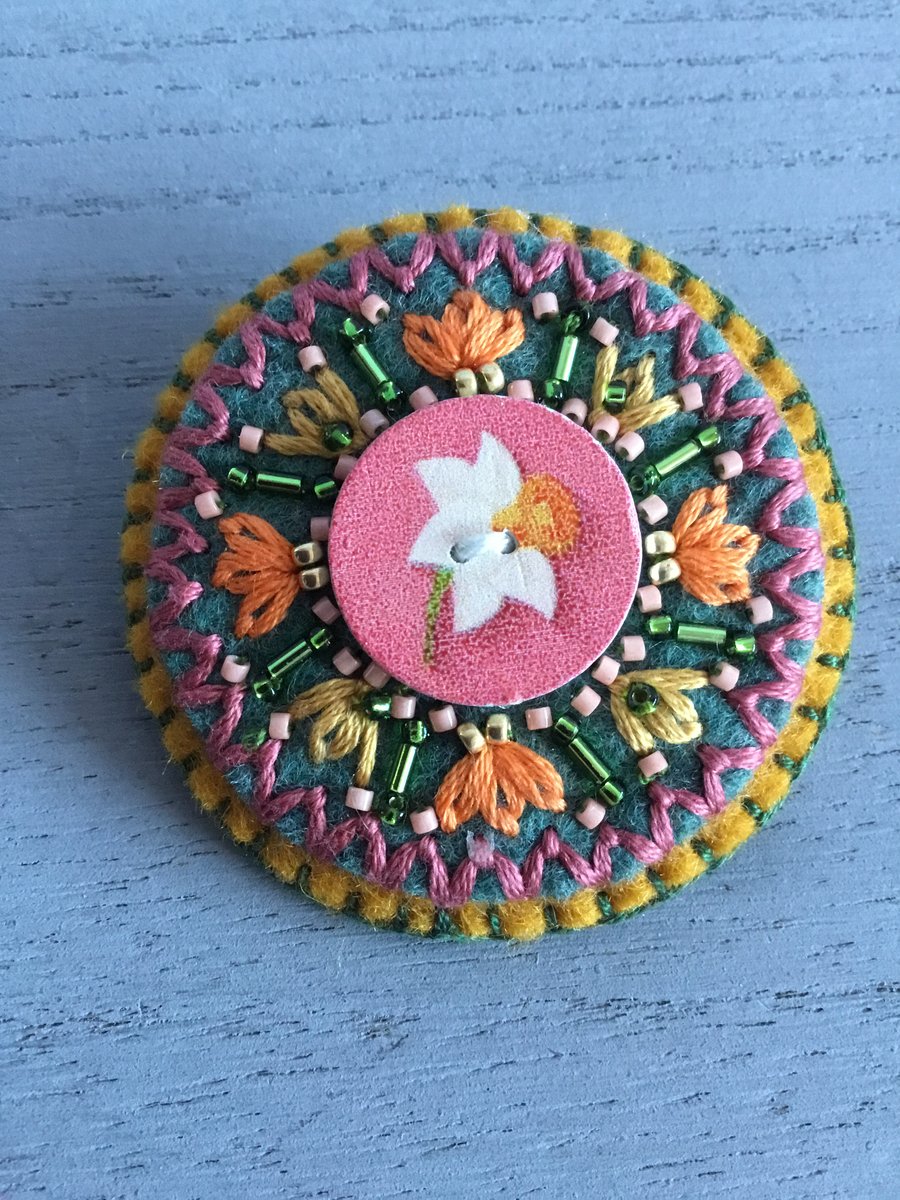 Hand Embroidered Daffodil Brooch 
