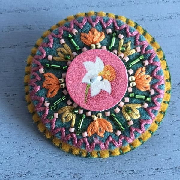 Hand Embroidered Daffodil Brooch 