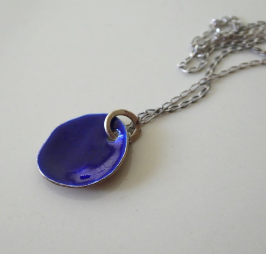 Dark blue enamelled silver pendant