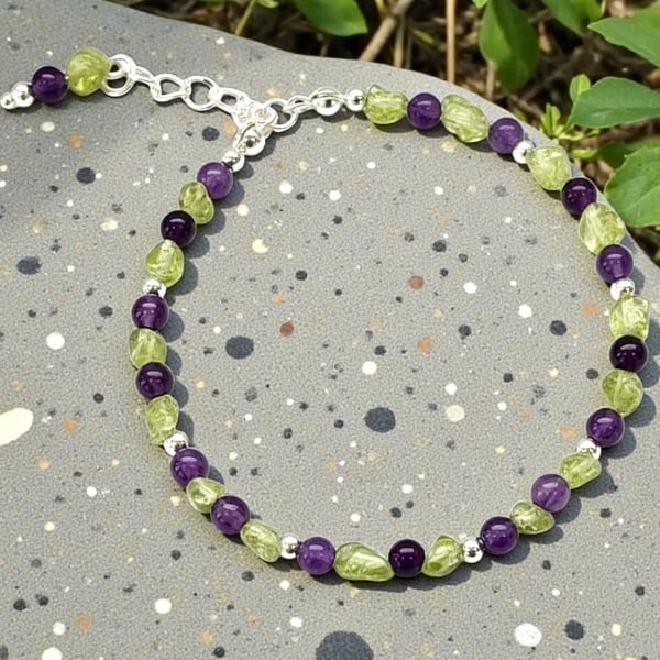 Handmade Dainty Amethyst and Peridot Bracelet