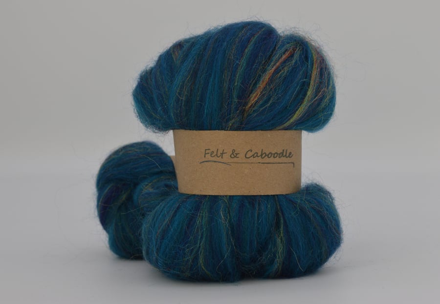 Peacock mixed fibre wool