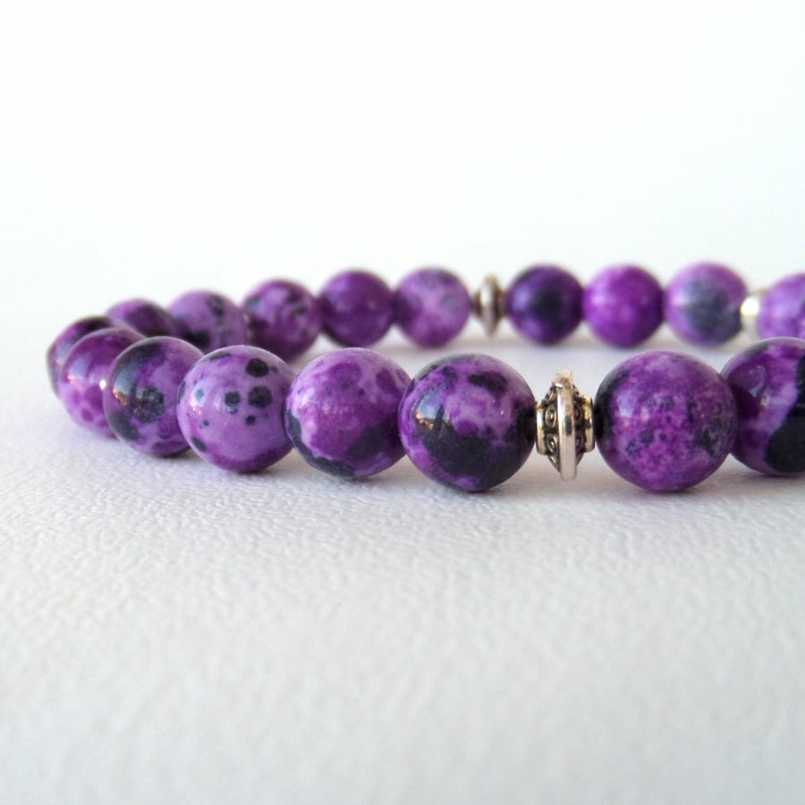 Purple gemstone stretchy bracelet