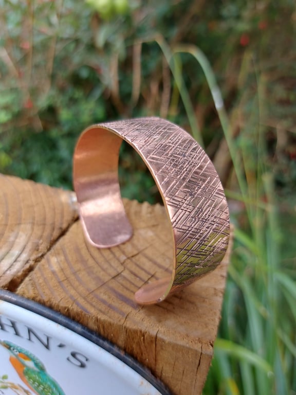 Pure copper crosshatch Patterned bangle 